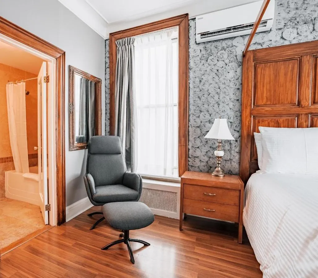 Hotel De Paris Montreal