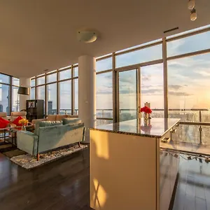 unbelievable-50-floor-view-3-bedrooms-penthouse.hotelstorontoontario.org/