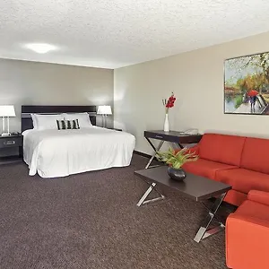 Royal 2* Edmonton
