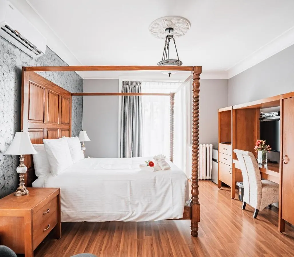 Hotel De Paris Montreal