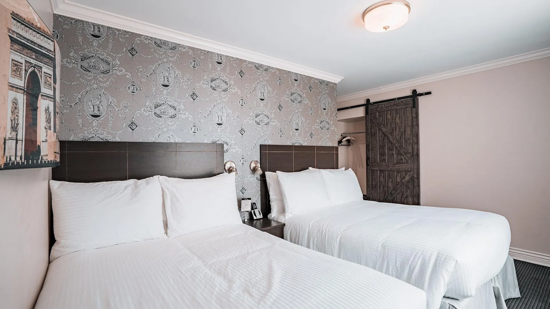 Hotel De Paris Montréal