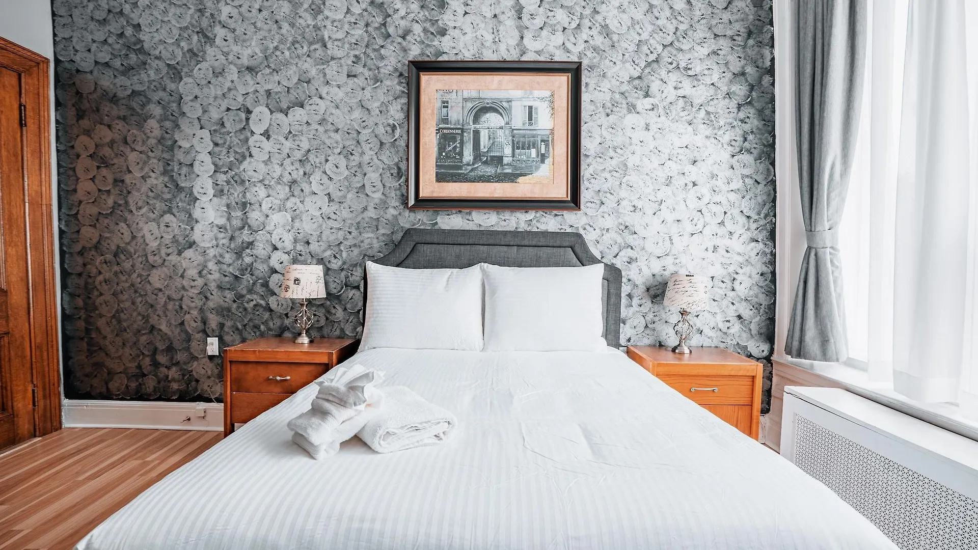 Hotel De Paris Montréal